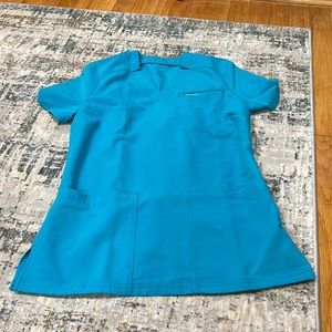 Jaanuu Scrub Top